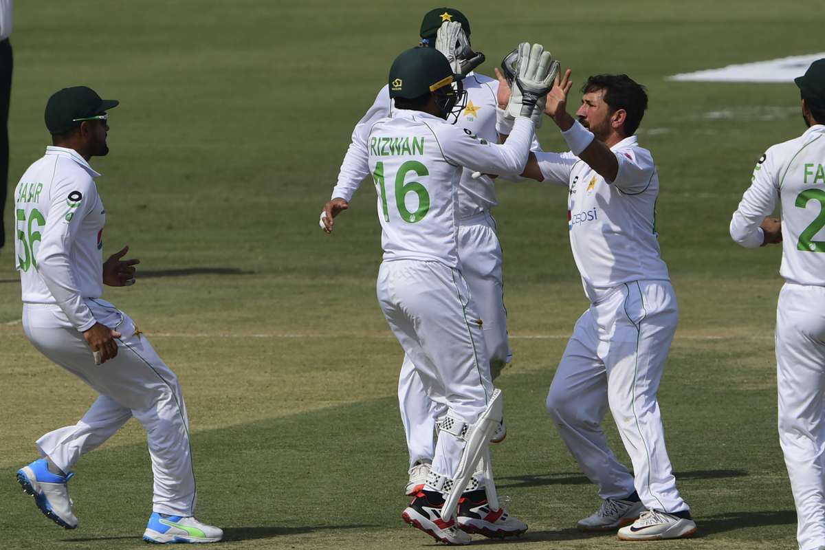 Yasir Shah plucks the wire from South African top-order on day 3 of 1st Test before they offered a fightback