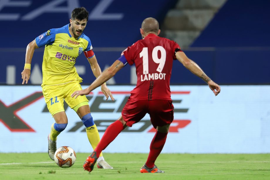 Kerala Blasters skipper Sergio Cidoncha and NorthEast United skipper Benjamin Lambot 
