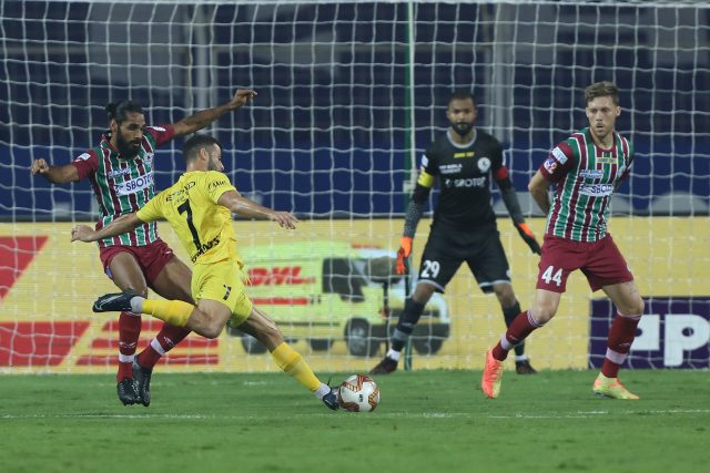 Hugo Boumous takes a shot on goal