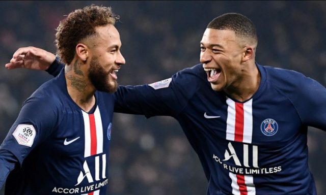 Neymar and Mbappe celebrating the goal