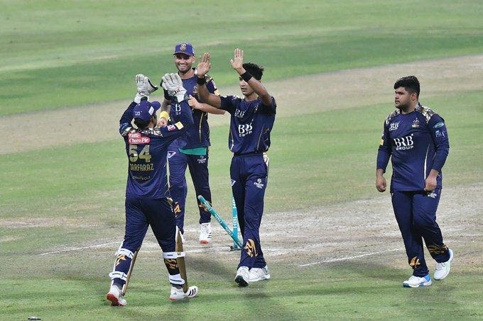 Lahore faces another defeat as Weatherald and Shahzad takes Quetta across the line