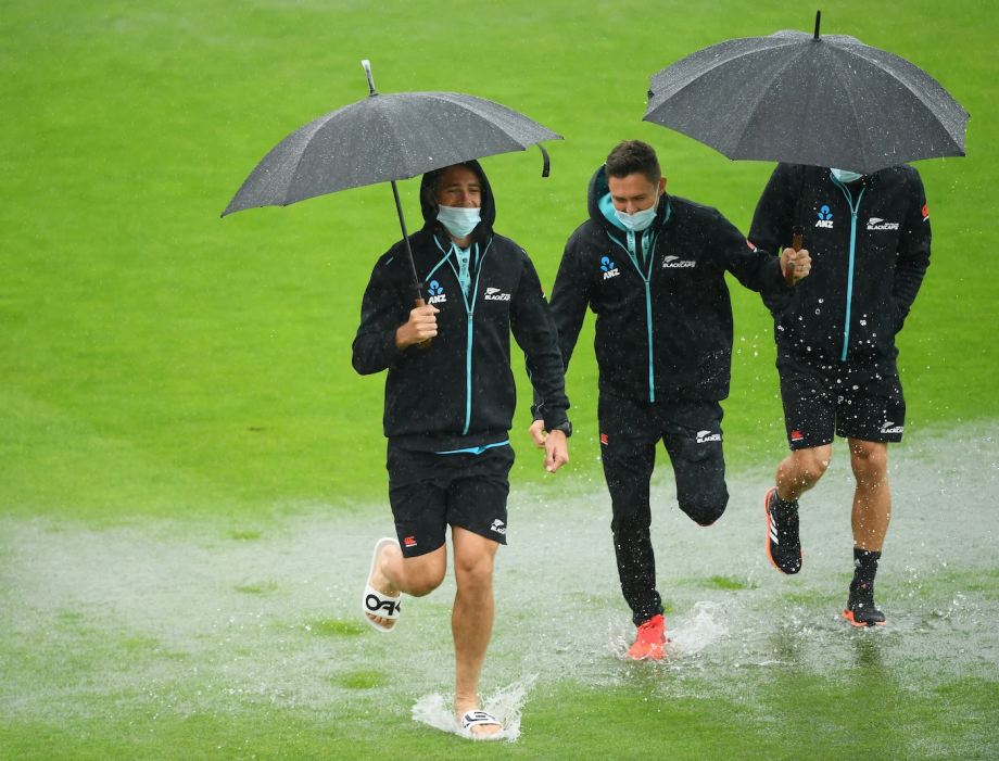 Tim Southee (left) and Trent Boult