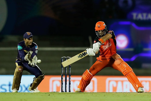 Sunrisers Hyderabad beat Kolkata Knight Riders by 7 wickets￼