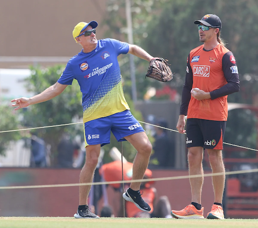 Hussey, Saker join as England T20 coaches