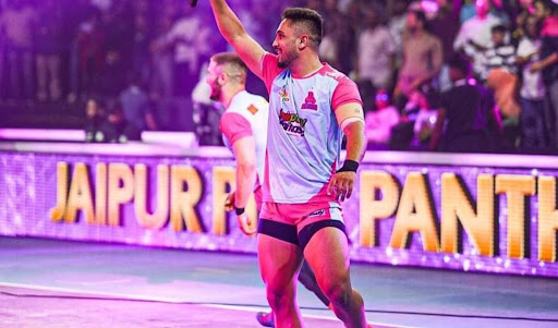 League-leaders Jaipur Pink Panthers face a tough Telugu Titans